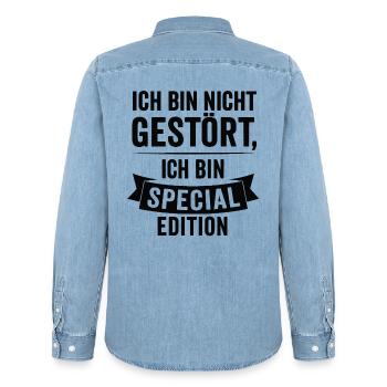 Je suis édition spéciale - Chemise en denim homme bio Stanley/Stella - bleu clair délavé - Dos - AI Model Male 185 light (185cm)