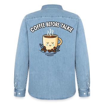 Kaffee vor dem Talkie süße Kawaii Kaffeetasse - Männer Jeanshemd Organic von Stanley/Stella - verwaschenes Hellblau - Hinten - AI Model Male 185 light (185cm)