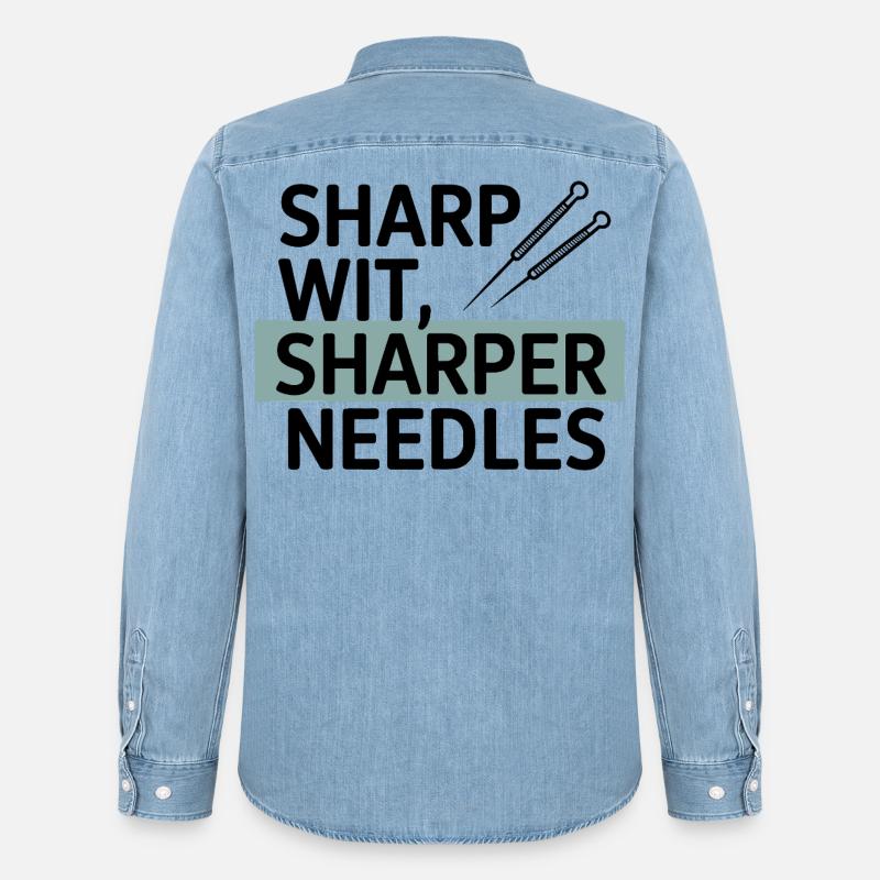 Sharp Wit, Sharper Needles Akupunkteur Beruf - Männer Jeanshemd Organic von Stanley/Stella - verwaschenes Hellblau