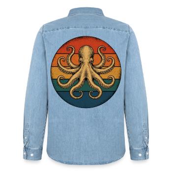 Oktopus Retro - Männer Jeanshemd Organic von Stanley/Stella - verwaschenes Hellblau - Hinten - AI Model Male 185 light (185cm)