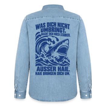 Was dich nicht umbringt, macht dich noch stärker.  - Männer Jeanshemd Organic von Stanley/Stella - verwaschenes Hellblau - Hinten - AI Model Male 185 light (185cm)
