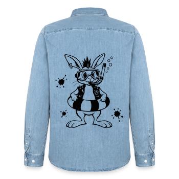 Bunny Punk und das Taucherhase Abenteuer - Männer Jeanshemd Organic von Stanley/Stella - verwaschenes Hellblau - Hinten - AI Model Male 185 light (185cm)