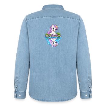 Pastellunicorn am See - Männer Jeanshemd Organic von Stanley/Stella - verwaschenes Hellblau - Hinten - AI Model Male 185 light (185cm)