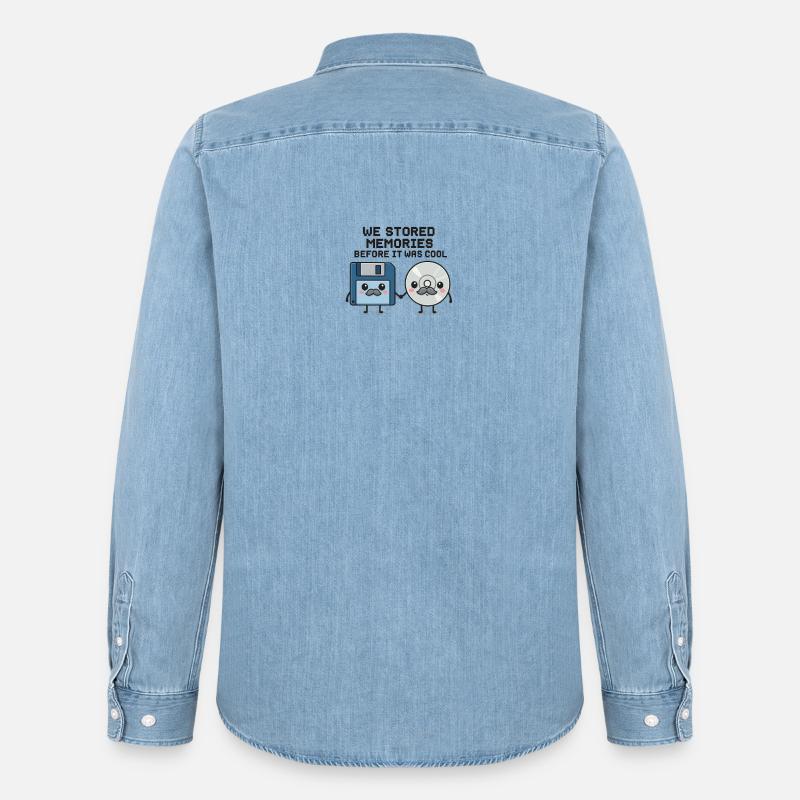 Kawaii Oldschool Tech – Diskette & CD Cartoon - Männer Jeanshemd Organic von Stanley/Stella - verwaschenes Hellblau