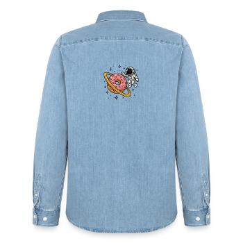 Weltraum-Astronaut mit Donut-Planet - Männer Jeanshemd Organic von Stanley/Stella - verwaschenes Hellblau - Hinten - AI Model Male 185 light (185cm)
