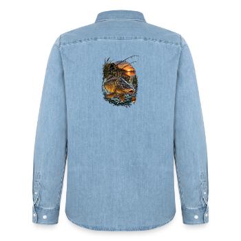Saut de carpe dans le lac du soir - Chemise en denim homme bio Stanley/Stella - bleu clair délavé - Dos - AI Model Male 185 light (185cm)