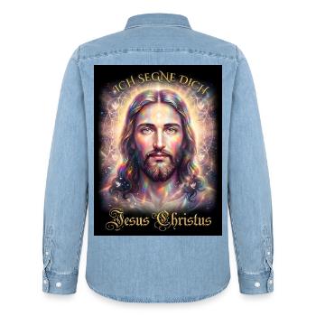 Jesus Christus Ich segne Dich - Männer Jeanshemd Organic von Stanley/Stella - verwaschenes Hellblau - Hinten - AI Model Male 185 light (185cm)