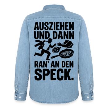 ausziehen ran an den speck - Männer Jeanshemd Organic von Stanley/Stella - verwaschenes Hellblau - Hinten - AI Model Male 185 light (185cm)