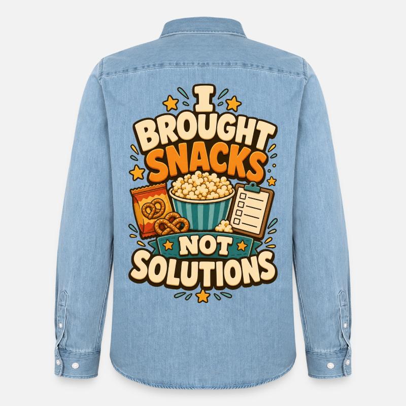 I Brought Snacks Not Solutions - Männer Jeanshemd Organic von Stanley/Stella - verwaschenes Hellblau