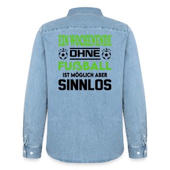 Ein Wochenende ohne Fußball möglich sinnlos - Männer Jeanshemd Organic von Stanley/Stella - verwaschenes Hellblau - Hinten - AI Model Male 185 light (185cm)