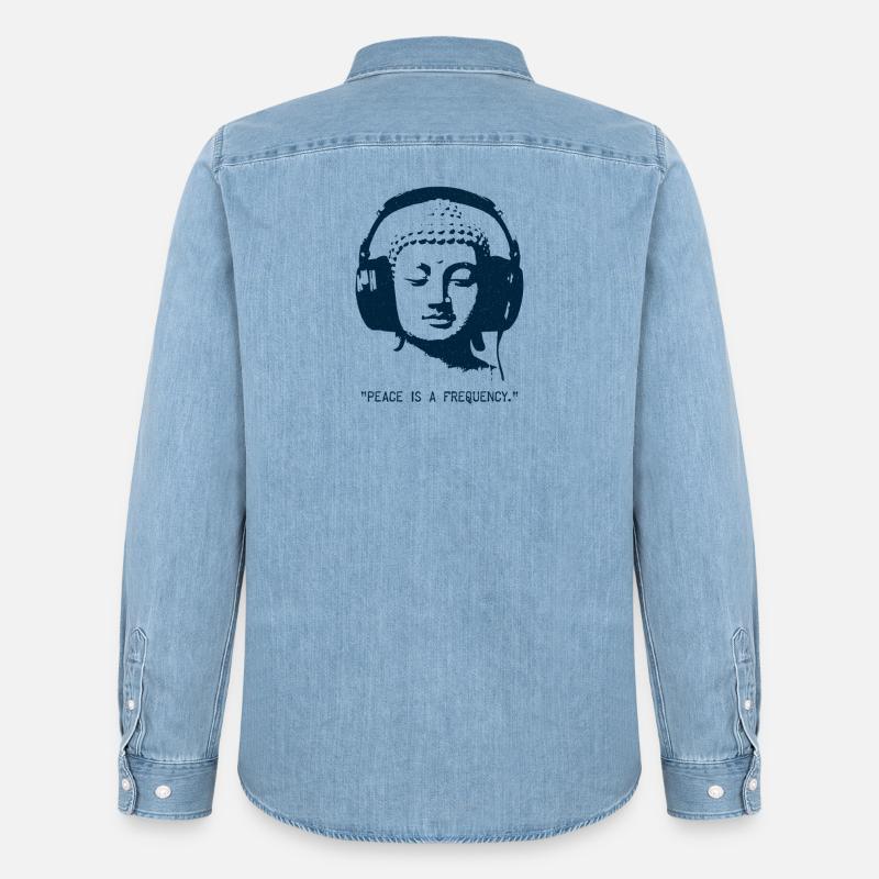 Buddha - Peace is a Frequency - Männer Jeanshemd Organic von Stanley/Stella - verwaschenes Hellblau