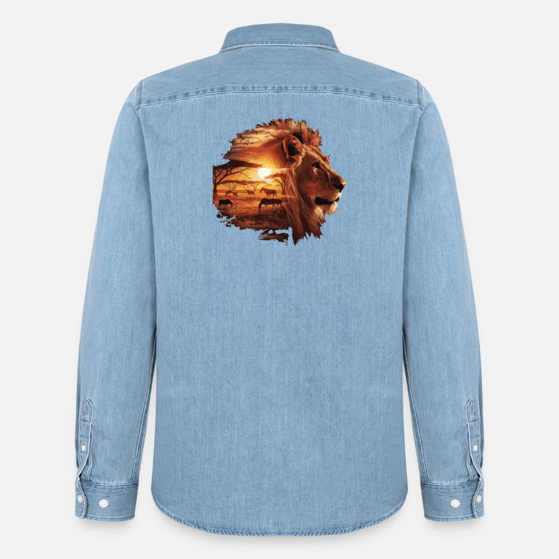 Löwe Savanne Sunset Double Exposure Design - Männer Jeanshemd Organic von Stanley/Stella - verwaschenes Hellblau