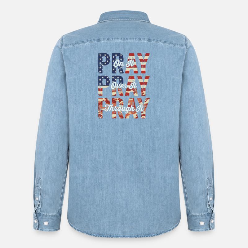 Pray On It Over It Through It – Flag Pattern - Men’s Organic Denim Shirt by Stanley/Stella - light wash