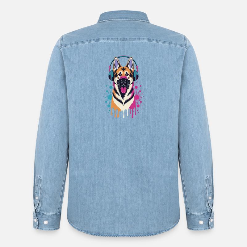 Deutscher Schäferhund mit Kopfhörer - Männer Jeanshemd Organic von Stanley/Stella - verwaschenes Hellblau