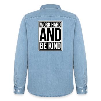 Work Hard And Be Kind Inspirierend Fleiß Güte Logo - Männer Jeanshemd Organic von Stanley/Stella - verwaschenes Hellblau - Hinten - AI Model Male 185 light (185cm)
