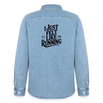 Ich hatte einfach Lust zu rennen - Männer Jeanshemd Organic von Stanley/Stella - verwaschenes Hellblau - Hinten - AI Model Male 185 light (185cm)