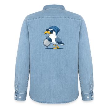 Coole Möwe mit Sonnenbrille und Fisch - Männer Jeanshemd Organic von Stanley/Stella - verwaschenes Hellblau - Hinten - AI Model Male 185 light (185cm)