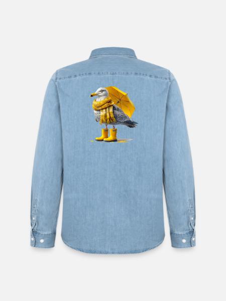 Seagull with yellow umbrella and boots - Men’s Organic Denim Shirt by Stanley/Stella - light wash