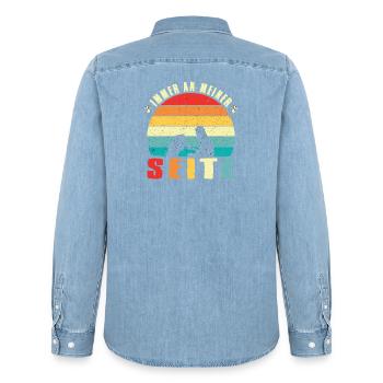 Gassi Outfits Hunde Herrchen Hundehalter Hund - Männer Jeanshemd Organic von Stanley/Stella - verwaschenes Hellblau - Hinten - AI Model Male 185 light (185cm)
