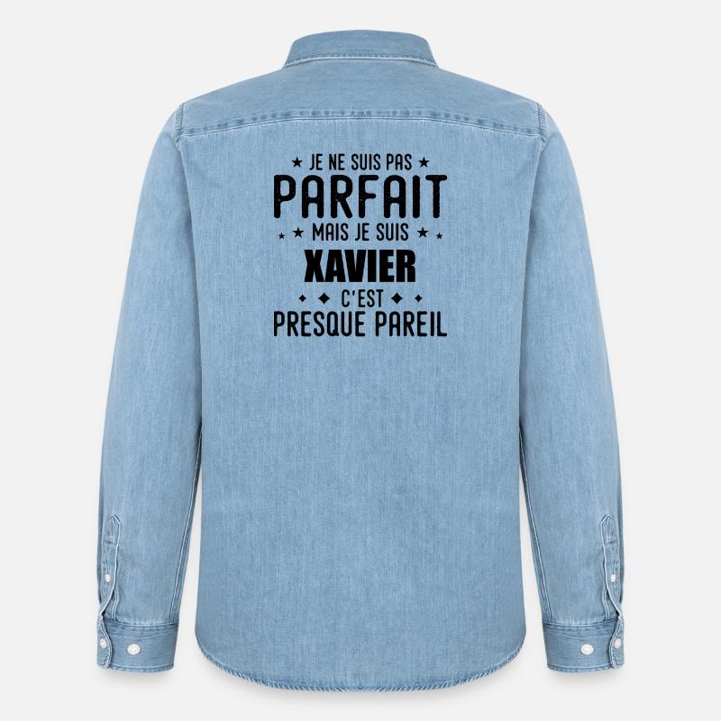 Xavier: authentisch, unvollkommen, oben, Perfektion - Männer Jeanshemd Organic von Stanley/Stella - verwaschenes Hellblau