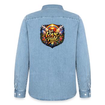 Que l’amour règne - Chemise en denim homme bio Stanley/Stella - bleu clair délavé - Dos - AI Model Male 185 light (185cm)