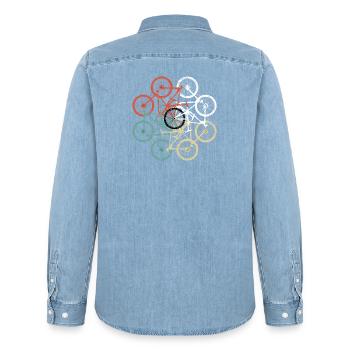 Buntes Fahrradrad-Mosaik - Männer Jeanshemd Organic von Stanley/Stella - verwaschenes Hellblau - Hinten - AI Model Male 185 light (185cm)