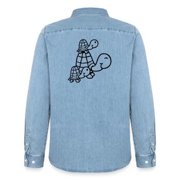 Tortues Famille Enfants Maman Papa Père Mère - Chemise en denim homme bio Stanley/Stella - bleu clair délavé - Dos - AI Model Male 185 light (185cm)