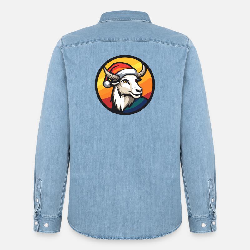 Bock mit Santa-Hut vor Regenbogen - Männer Jeanshemd Organic von Stanley/Stella - verwaschenes Hellblau