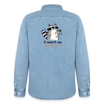 It Wasn’t Me Maybe It Was Waschbär Humor - Männer Jeanshemd Organic von Stanley/Stella - verwaschenes Hellblau - Hinten - AI Model Male 185 light (185cm)
