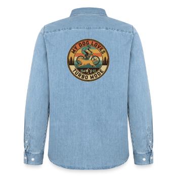 Mon chien adore le mode turbo E-VTT rétro - Chemise en denim homme bio Stanley/Stella - bleu clair délavé - Dos - AI Model Male 185 light (185cm)