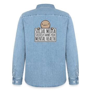 Social Media Seriously Harms Mental Health Spruch - Männer Jeanshemd Organic von Stanley/Stella - verwaschenes Hellblau - Hinten - AI Model Male 185 light (185cm)