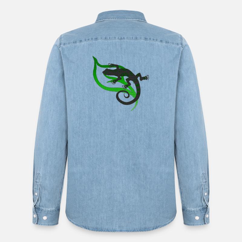 coole eidechsenmotive, Eidechsentribal - Männer Jeanshemd Organic von Stanley/Stella - verwaschenes Hellblau
