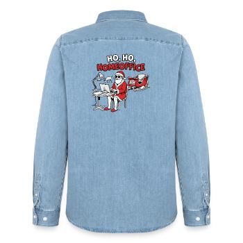 Nikolaus Homeoffice Lustiges Weihnachtsdesign - Männer Jeanshemd Organic von Stanley/Stella - verwaschenes Hellblau - Hinten - AI Model Male 185 light (185cm)