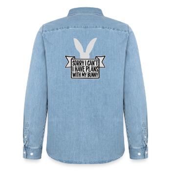 Sorry I Can't I Have Plans With My Bunny Hase Logo - Männer Jeanshemd Organic von Stanley/Stella - verwaschenes Hellblau - Hinten - AI Model Male 185 light (185cm)