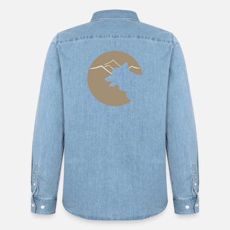 Hundsilhouette im Gebirge oder Dünen - Männer Jeanshemd Organic von Stanley/Stella - verwaschenes Hellblau
