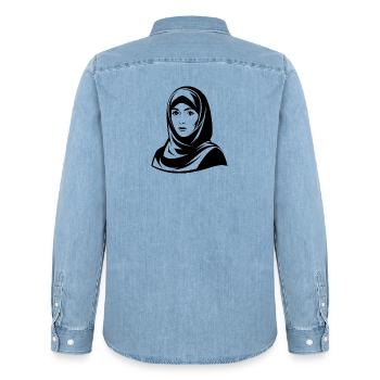 Hijab-Frau - Männer Jeanshemd Organic von Stanley/Stella - verwaschenes Hellblau - Hinten - AI Model Male 185 light (185cm)