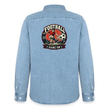 Vintage Fußball Abzeichen Game On - Männer Jeanshemd Organic von Stanley/Stella - verwaschenes Hellblau - Hinten - AI Model Male 185 light (185cm)