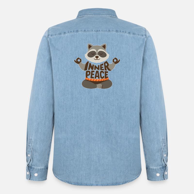 Meditierender Waschbär mit "Inner Peace" - Männer Jeanshemd Organic von Stanley/Stella - verwaschenes Hellblau