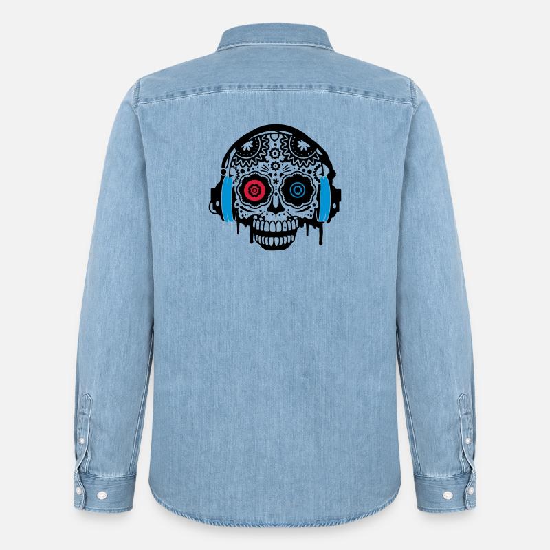 Sugar Skull mit Kopfhörer - Männer Jeanshemd Organic von Stanley/Stella - verwaschenes Hellblau