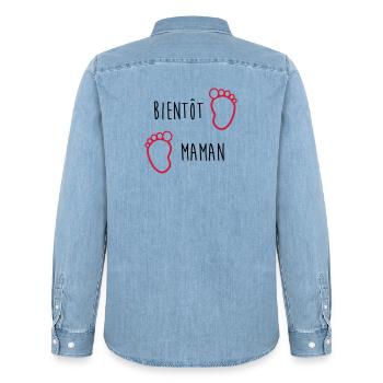Bientôt Maman / Bébé / Naissance / Enceinte / Baby - Chemise en denim homme bio Stanley/Stella - bleu clair délavé - Dos - AI Model Male 185 light (185cm)