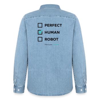 Perfekt, Mensch, Roboter – Erinnerung / angekreuzt - Männer Jeanshemd Organic von Stanley/Stella - verwaschenes Hellblau - Hinten - AI Model Male 185 light (185cm)