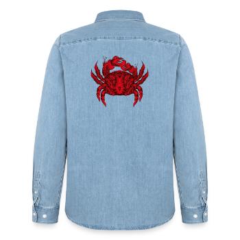 Ein kunstvoll gestaltete rote Königskrabbe - Männer Jeanshemd Organic von Stanley/Stella - verwaschenes Hellblau - Hinten - AI Model Male 185 light (185cm)