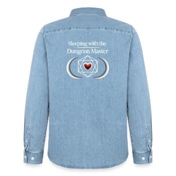 Mit dem D*ngeon Master schlafen – Funny D'n'D - Männer Jeanshemd Organic von Stanley/Stella - verwaschenes Hellblau - Hinten - AI Model Male 185 light (185cm)