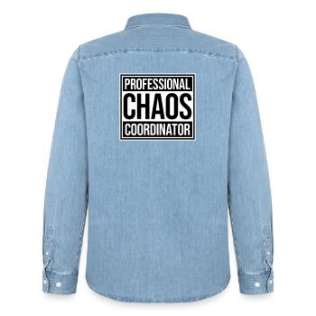 Chaos Coordinator Lustig Titel Eltern Lehrer Logo - Männer Jeanshemd Organic von Stanley/Stella - verwaschenes Hellblau - Hinten - AI Model Male 185 light (185cm)