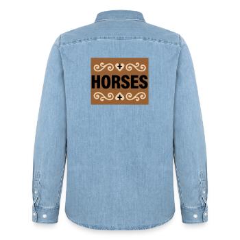Lettrage des chevaux Retro Riding - Chemise en denim homme bio Stanley/Stella - bleu clair délavé - Dos - AI Model Male 185 light (185cm)