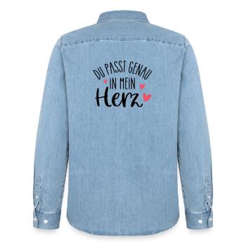 DU passt genau in mein Herz | Lieblingsmensch - Männer Jeanshemd Organic von Stanley/Stella - verwaschenes Hellblau - Hinten - AI Model Male 185 light (185cm)