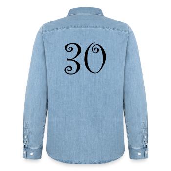 JOYEUX ANNIVERSAIRE. HAPPY BIRTHDAY. ANNIVERSAIRE. - Chemise en denim homme bio Stanley/Stella - bleu clair délavé - Dos - AI Model Male 185 light (185cm)