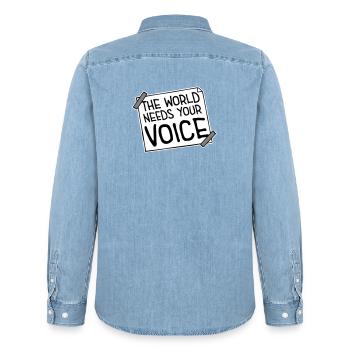 Die Welt Braucht Deine Stimme Inspirierend Zitat - Männer Jeanshemd Organic von Stanley/Stella - verwaschenes Hellblau - Hinten - AI Model Male 185 light (185cm)