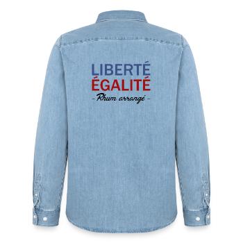 Liberté égalité Rhum arrangé - Chemise en denim homme bio Stanley/Stella - bleu clair délavé - Dos - AI Model Male 185 light (185cm)