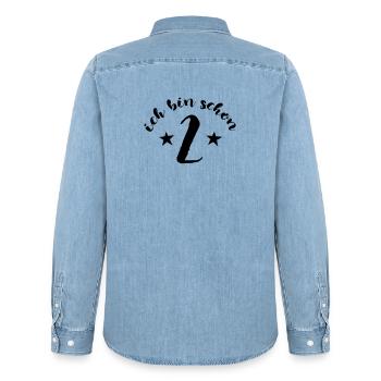 Ich bin schon 2, Zwei, Kindergeburtstag - Männer Jeanshemd Organic von Stanley/Stella - verwaschenes Hellblau - Hinten - AI Model Male 185 light (185cm)